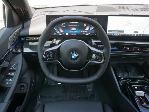 New 2025 BMW 530i image 19