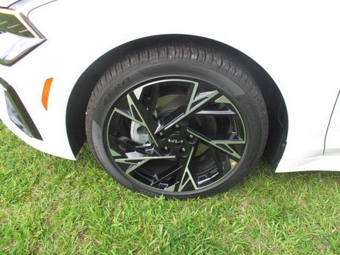 New 2025 Kia K5 GT-Line image 9