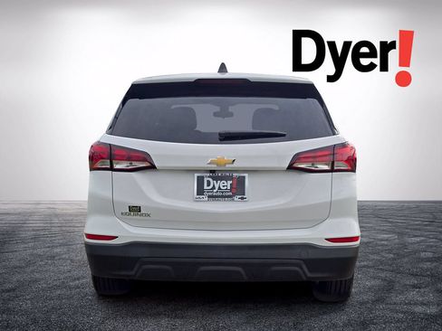 Used 2024 Chevrolet Equinox LS w/ LS Convenience Package FWD image 5