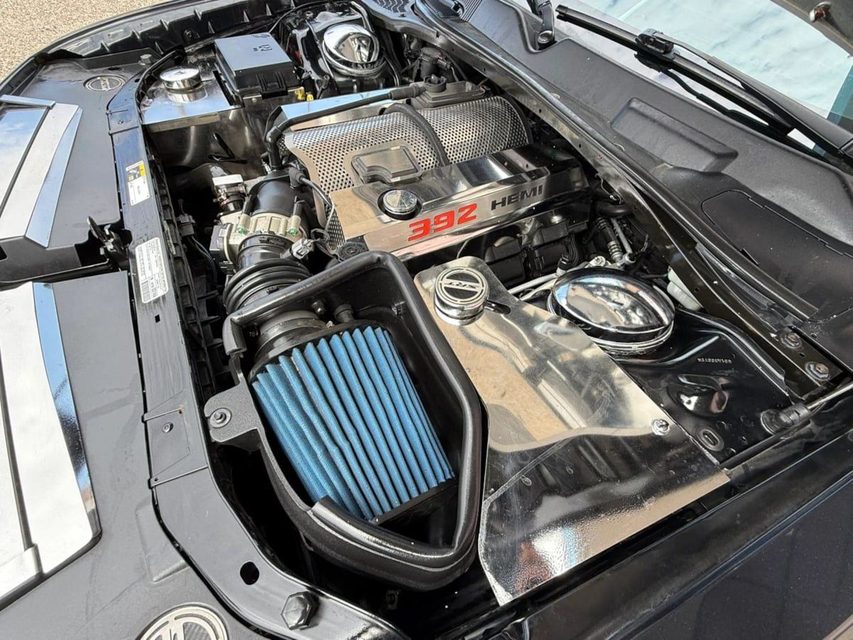 Used 2013 Dodge Challenger SRT8 w/ Harman Kardon Audio Group RWD image 23
