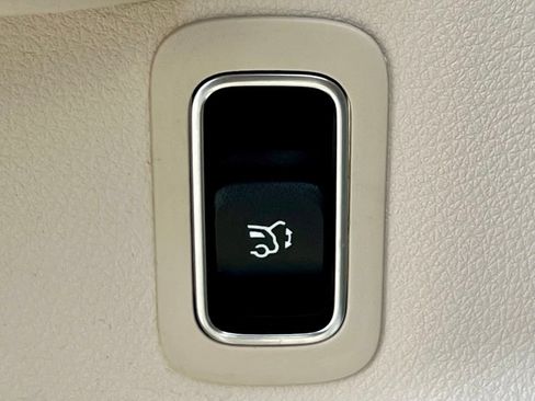 Certified 2026 Mercedes-Benz GLB 250 4MATIC image 35