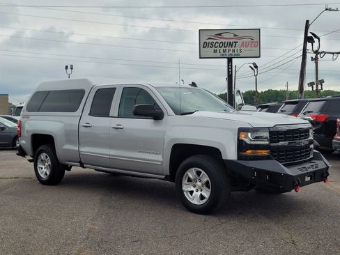 Used 2019 Chevrolet Silverado 1500 LT AWD/4WD image 4