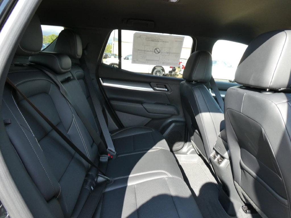 New 2027 GMC Terrain Elevation w/ Elevation Premium Package AWD/4WD image 12