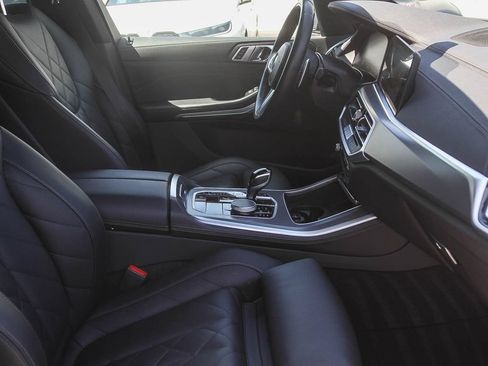 Used 2023 BMW X5 sDrive40i w/ M Sport Package RWD image 13