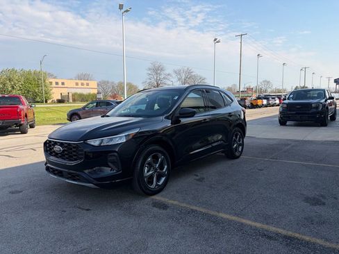 Used 2024 Ford Escape ST-Line w/ Tech Pack #1 image 32