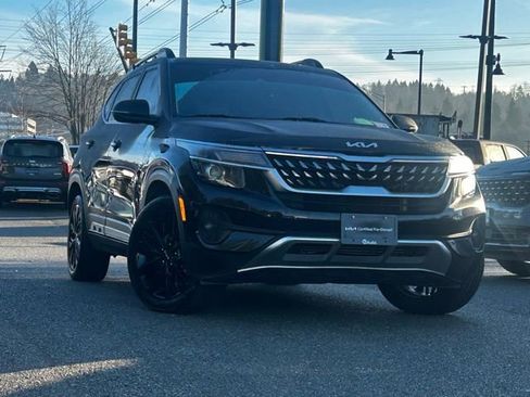 Certified 2022 Kia Seltos Nightfall Edition image 1