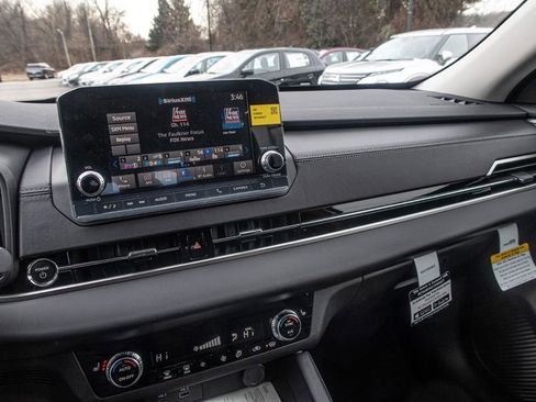 New 2025 Mitsubishi Outlander ES image 33