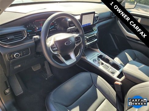 Used 2023 Ford Explorer Limited image 7