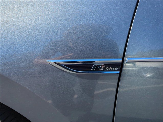 Used 2020 Volkswagen Passat 2.0T R-Line FWD image 14