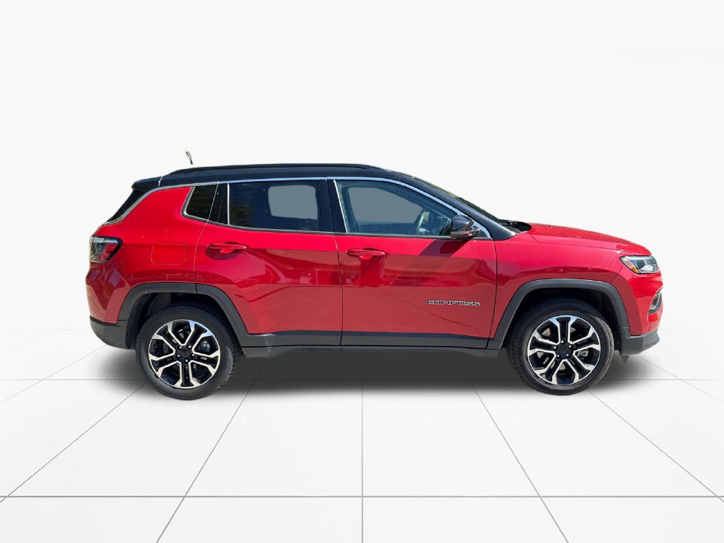 Used 2024 Jeep Compass Limited AWD/4WD image 9