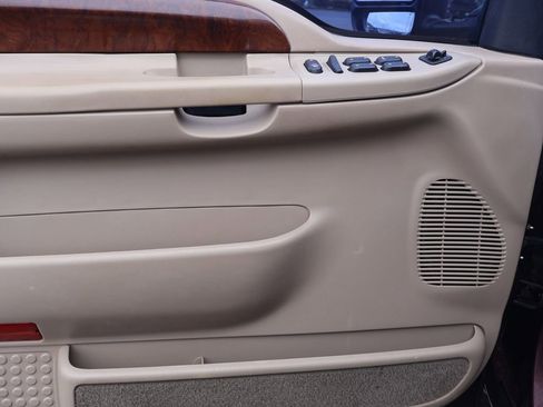 Used 2004 Ford F250 King Ranch image 23