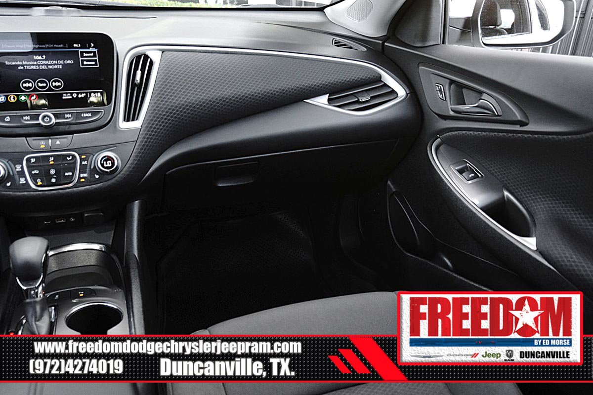 Used 2025 Chevrolet Malibu LT FWD image 36