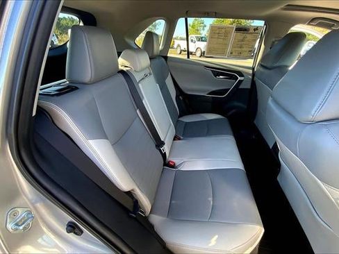 Used 2021 Toyota RAV4 Limited w/ Carpet Mat Package (TMS) image 93