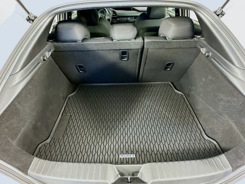 Used 2025 MAZDA MAZDA3 s FWD image 32