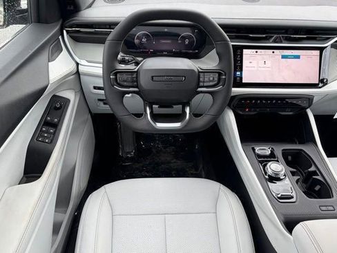 New 2026 Jeep Cherokee Limited image 35