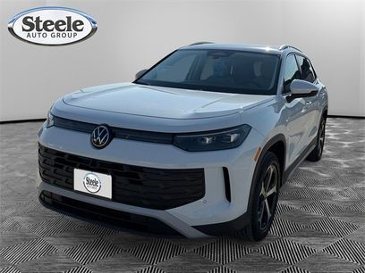 New 2025 Volkswagen Tiguan SE