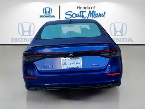 Used 2023 Honda Accord Sport image 5