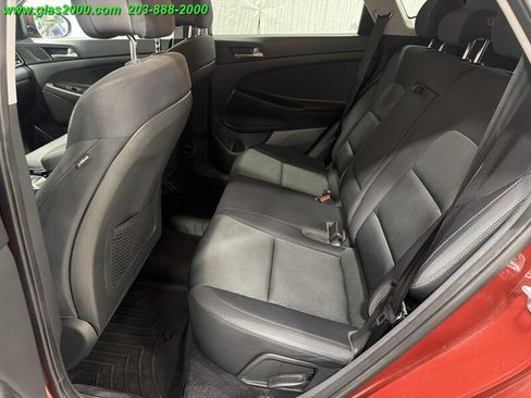 Used 2018 Hyundai Tucson SE AWD/4WD image 9