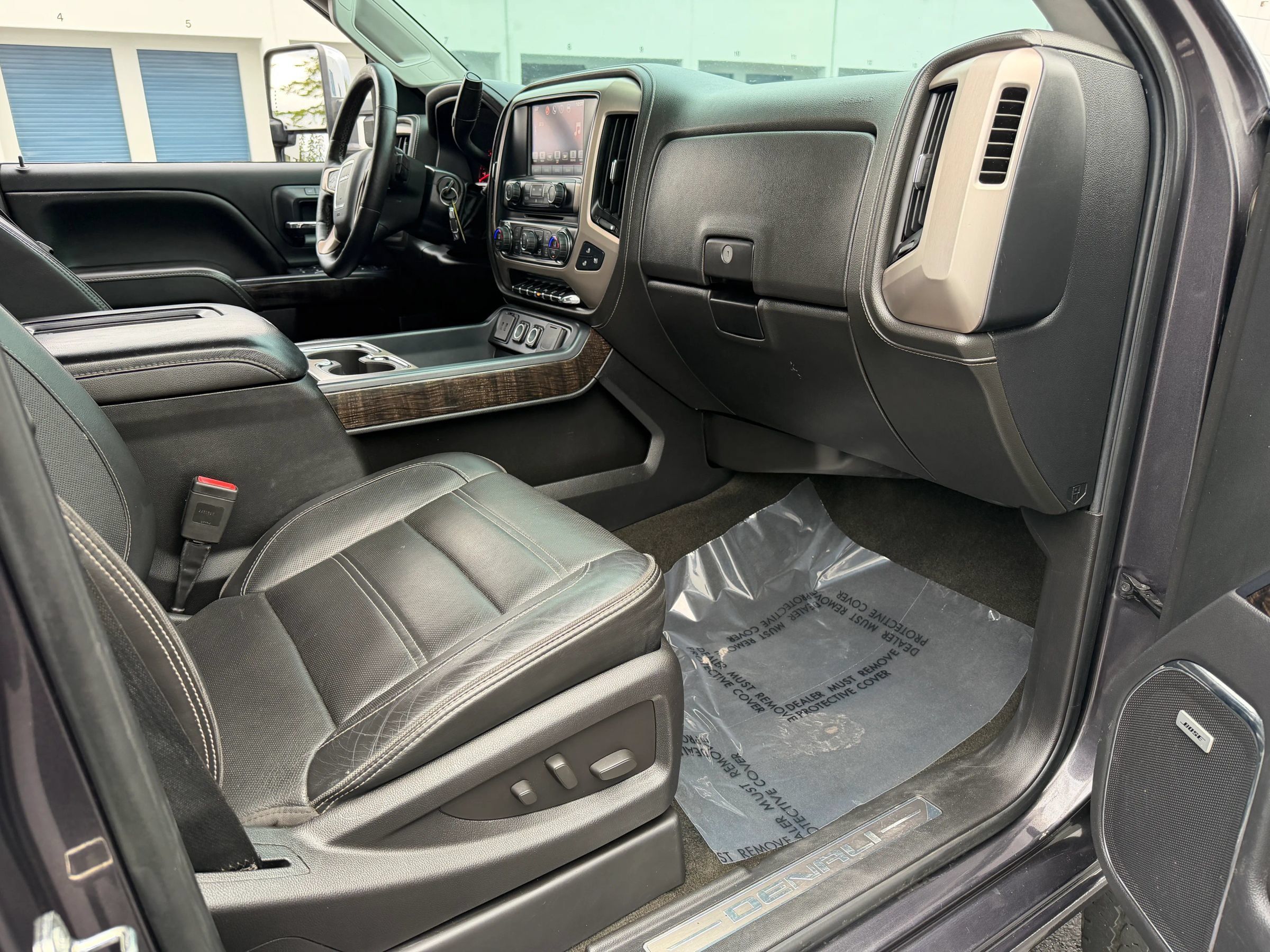 Used 2016 GMC Sierra 2500 Denali w/ Driver Alert Package AWD/4WD image 22