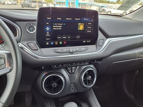 Used 2024 Chevrolet Blazer LT w/ Convenience Package FWD image 6