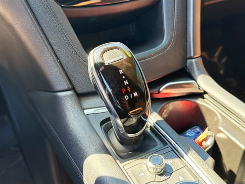 Used 2021 Cadillac XT5 Premium Luxury image 28