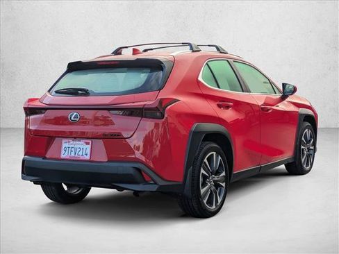Used 2025 Lexus UX 300h FWD image 6