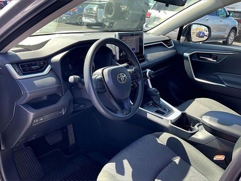 Used 2023 Toyota RAV4 XLE image 13