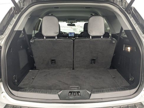 Used 2021 Ford Explorer Limited w/ Equipment Group 301A image 13