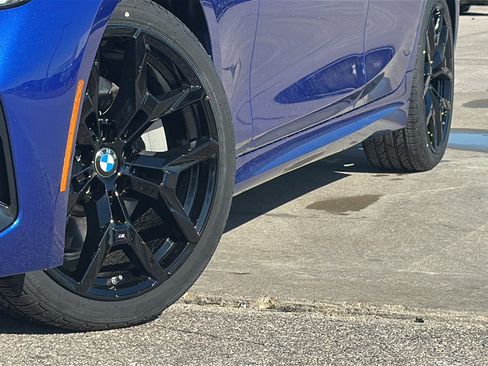 New 2026 BMW 330i NA image 3