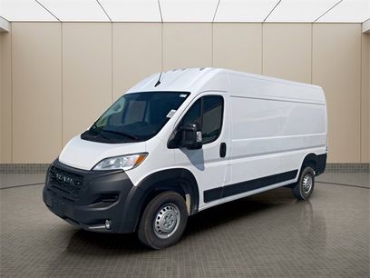 New 2024 RAM ProMaster 2500 w/ Premium Convenience Group