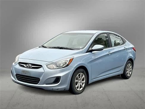 Used 2014 Hyundai Accent GLS image 1