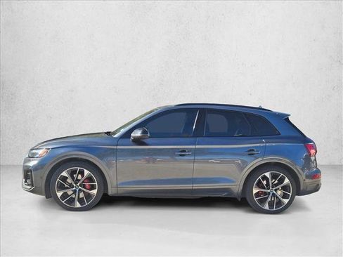 Used 2022 Audi SQ5 Prestige image 8