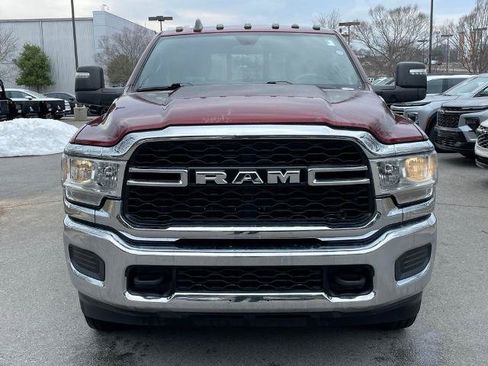 Used 2024 RAM 3500 Tradesman w/ Chrome Appearance Group AWD/4WD image 2