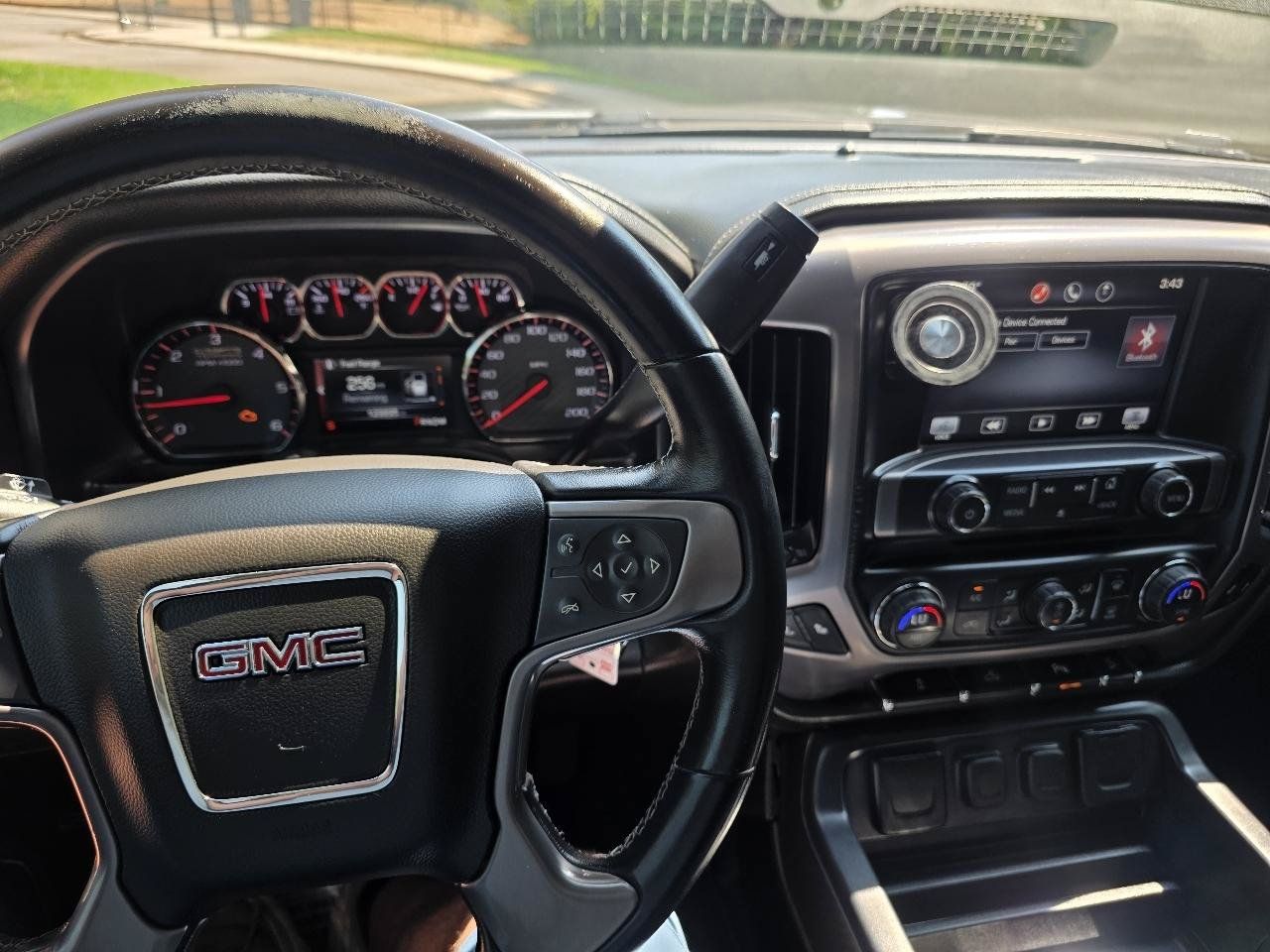 Used 2014 GMC Sierra 1500 SLE AWD/4WD image 16