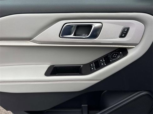 New 2026 Ford Explorer Active w/ Active Comfort Package image 21