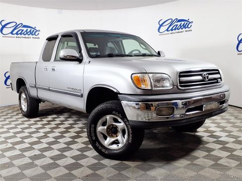 Used 2002 Toyota Tundra SR5 image 1