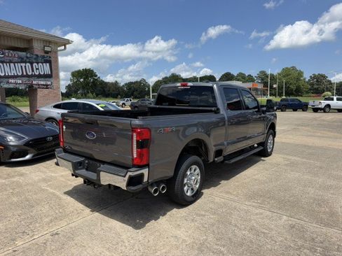 Used 2023 Ford F350 XLT w/ 360-Degree Camera Package AWD/4WD image 10