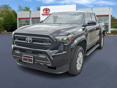 New 2025 Toyota Tacoma SR5