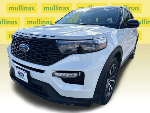 Used 2022 Ford Explorer ST-Line image 10