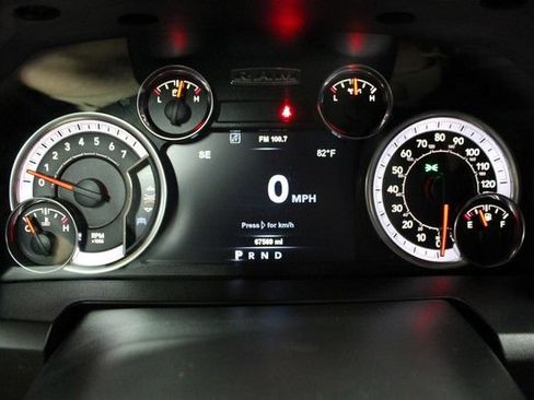Used 2019 RAM 1500 Big Horn AWD/4WD image 24