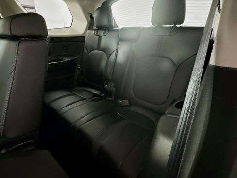 Used 2025 Honda Pilot EX-L image 28