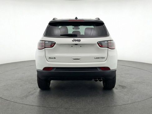Used 2025 Jeep Compass Trailhawk AWD/4WD image 7