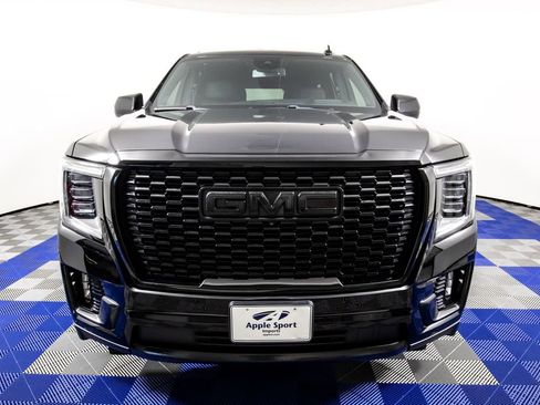 Used 2023 GMC Yukon Denali w/ Max Trailering Package AWD/4WD image 2