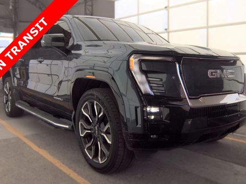 Used 2025 GMC Sierra EV Denali AWD/4WD image 5