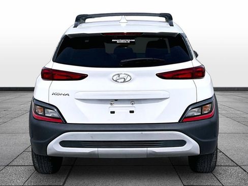 Used 2022 Hyundai Kona SEL FWD image 4