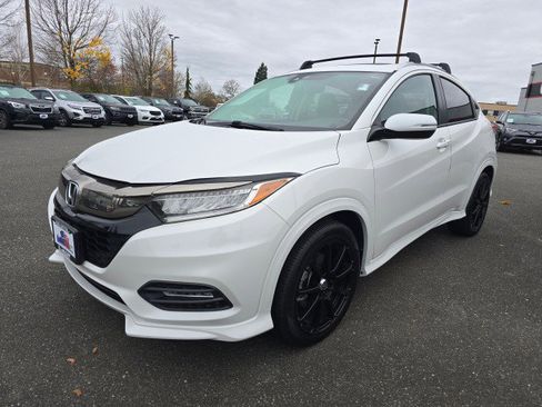 Used 2020 Honda HR-V Touring image 7