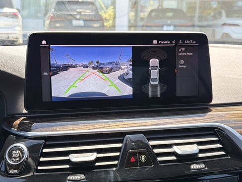 Used 2023 BMW 530i w/ Convenience Package RWD image 25