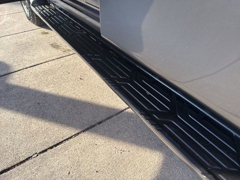 Used 2019 Nissan Armada SV w/ Driver Package image 11