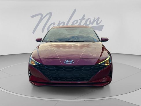 Used 2022 Hyundai Elantra SEL FWD image 2