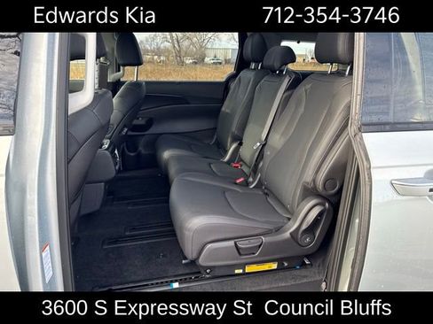 New 2026 Kia Carnival SX Prestige FWD image 13